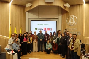 Equipo de la Universidad de América fortalece su estructura organizacional