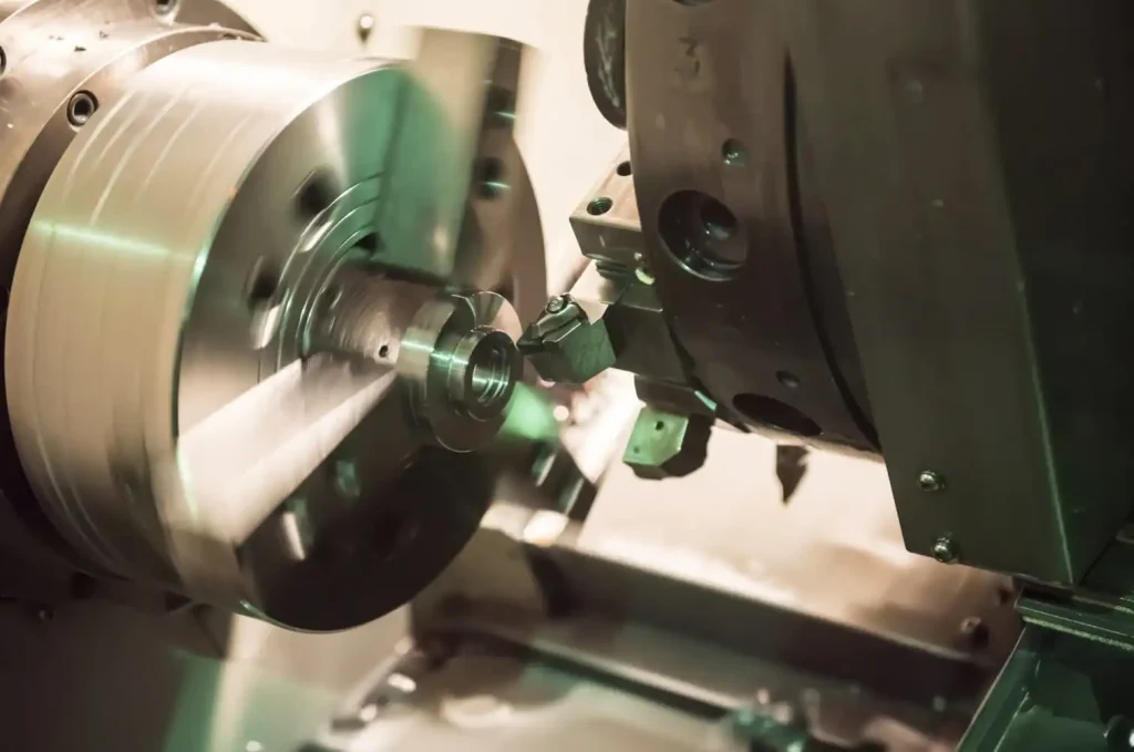 Curso Programación y Operación de Torno Mecanizado CNC en la Universidad de América