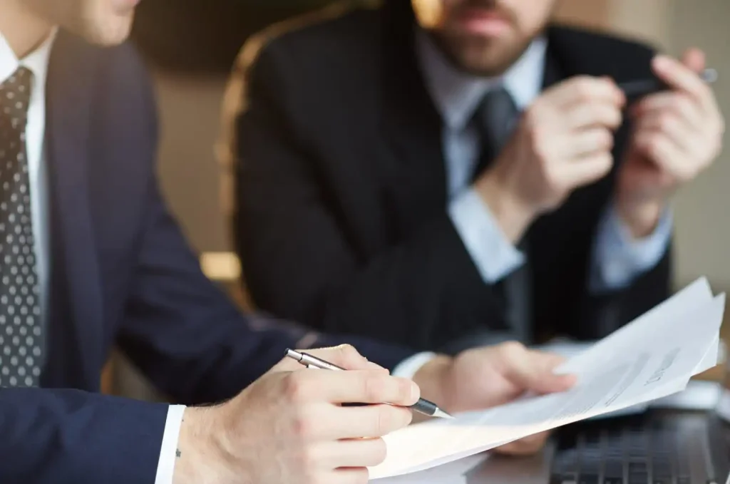 Curso Etiqueta y Protocolo Empresarial en la Universidad de América