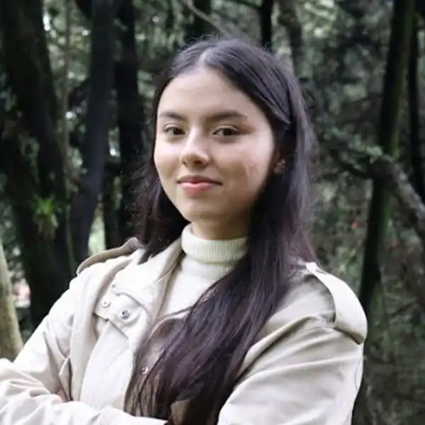 Estudiante de Administración de Empresas de la Universidad de América en Bogotá.