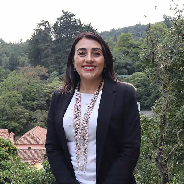 Decana Facultad de Ciencias Económicas y Administrativas de la Universidad de América en Bogotá.