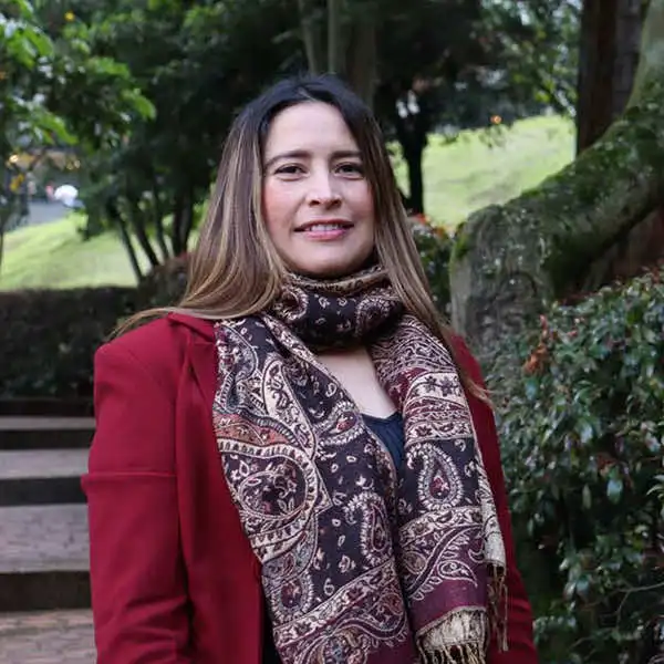 Directora Departamento de Ingeniería Industrial y de Petróleos de la Universidad de América en Bogotá.