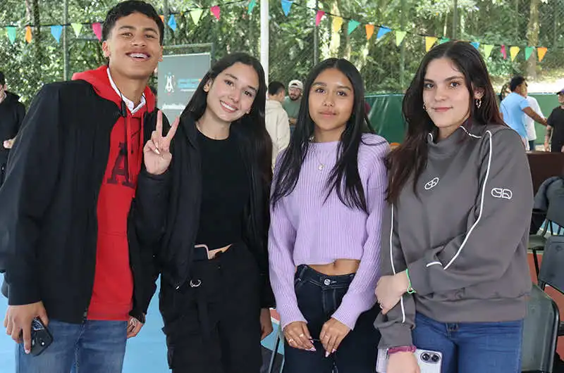 Estudiantes con acceso a la educación superior