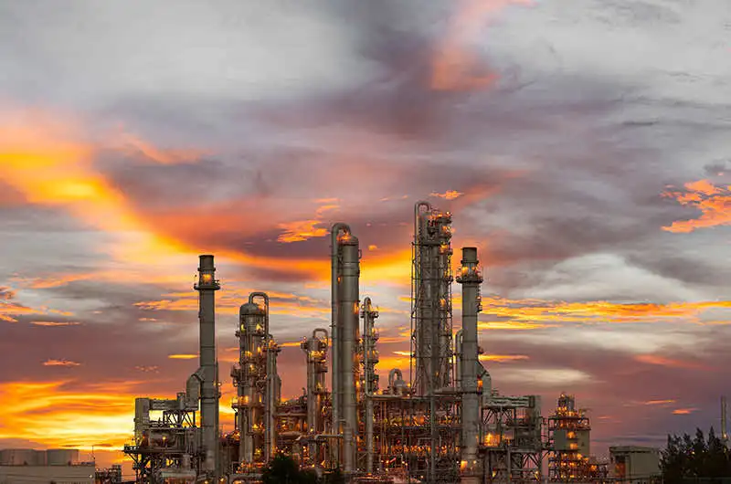 Formación en petróleo responsable y sostenible desde la academia