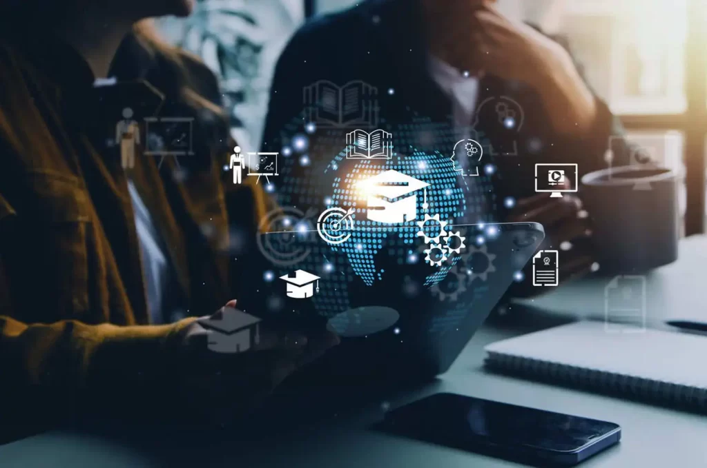 Curso Universitario en Competencias Digitales con estudiantes usando herramientas tecnológicas de aprendizaje
