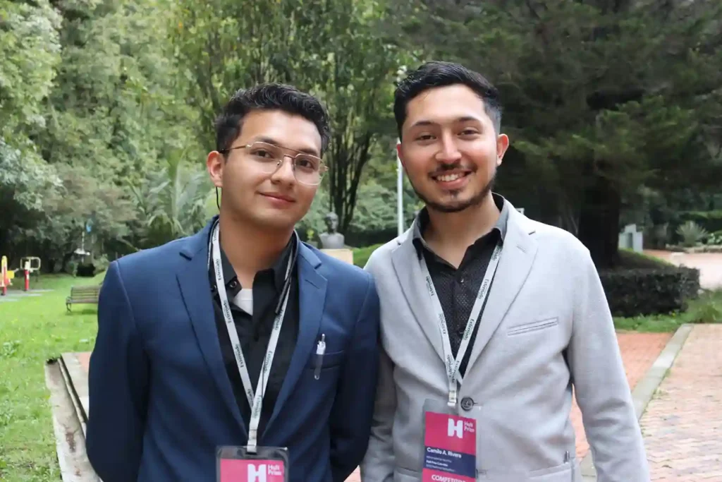 Equipo Sexto Elemento Brewing S.A.S, emprendimiento de cerveza artesanal con enfoque en economía circular, en el Hult Prize Colombia 2026.