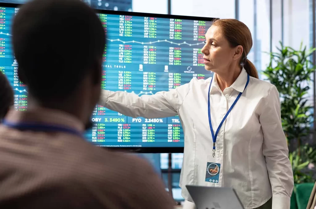 Inversión para profesionales de la salud en análisis de datos financieros y toma de decisiones