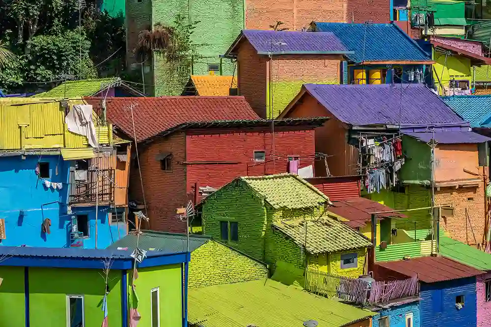 Inversión formal en Colombia en territorios afectados por el conflicto armado, en el contexto de la política de Paz Total y el desarrollo económico territorial.