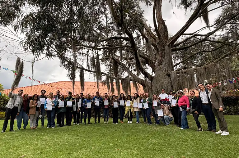 Uniamericanos se certifican como Guardianes del Agua
